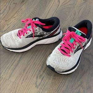 Brooks Ghost 12 women’s Road running shoe